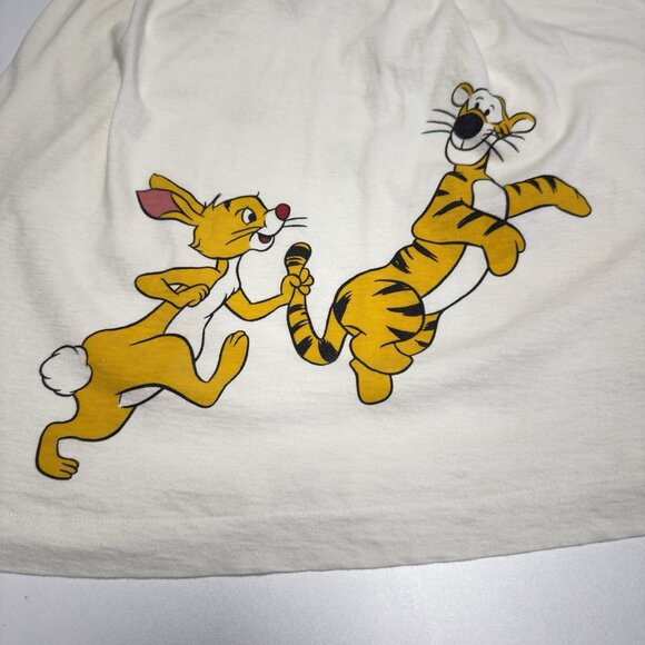 Vintage Tokyo Disneyland T Shirt White Winnie The Pooh Medium 20.5x25.5 - Picture 8 of 13